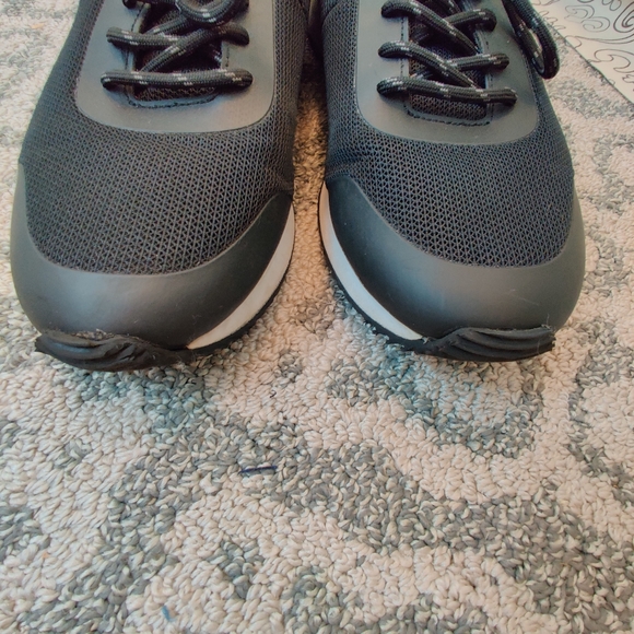H&M Men's Black & Gray Lace Up Breathable Leather Toe Athletic Gym Shoes 10.5 - Picture 6 of 11